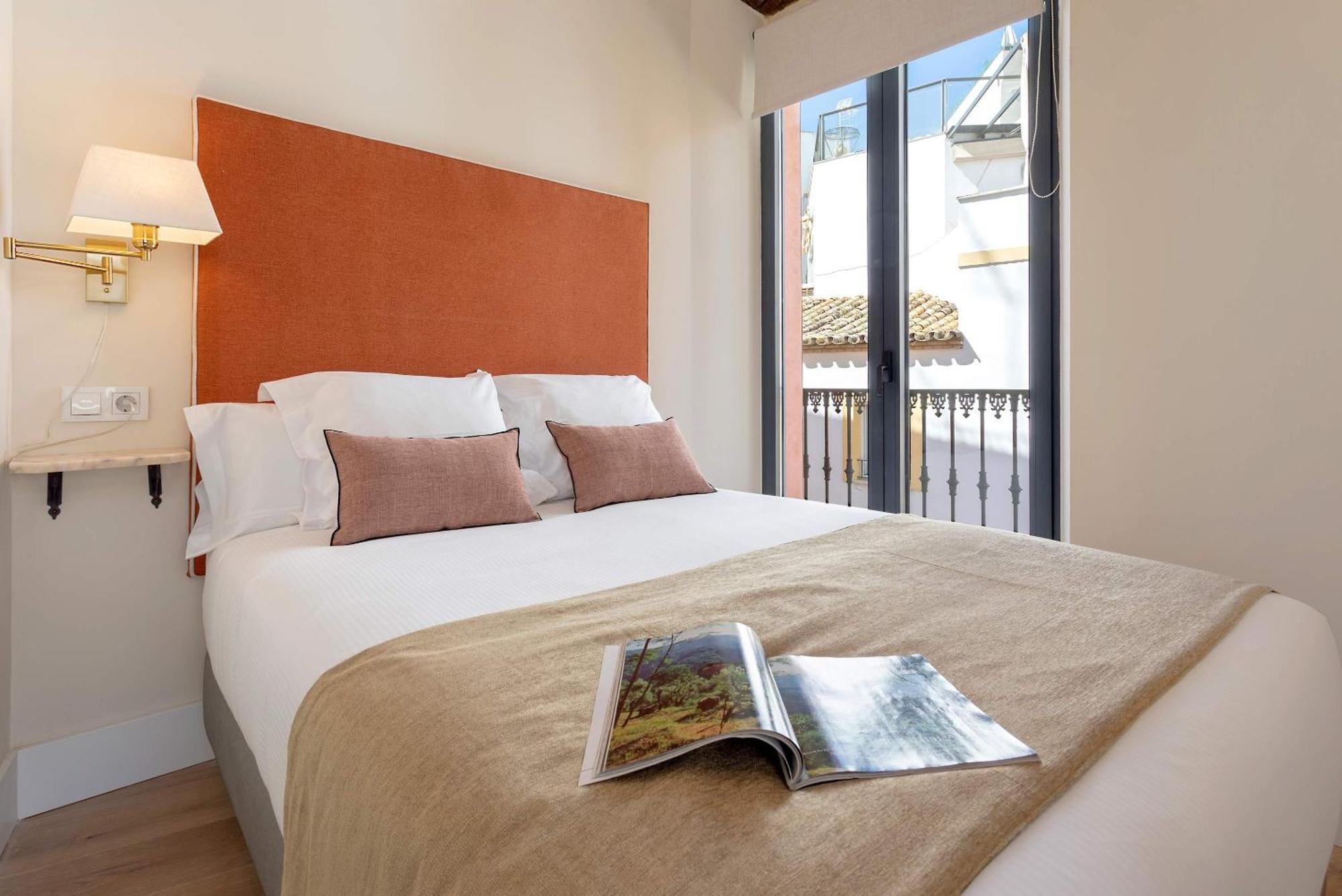 Apartment Genteel Rodrigo Caro